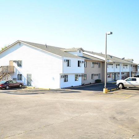 Luxury Inn & Suites Lincoln Dış mekan fotoğraf