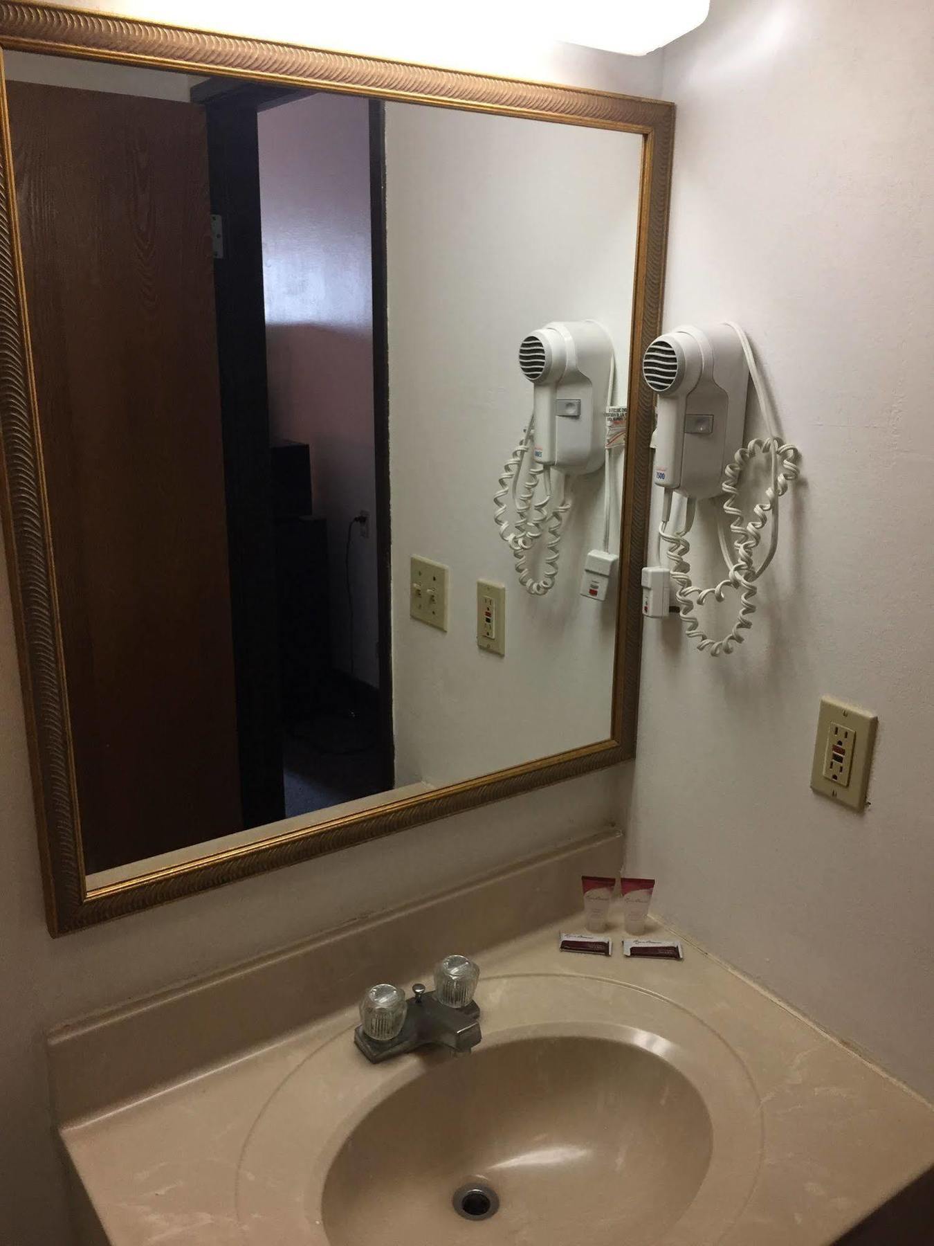 Luxury Inn & Suites Lincoln Dış mekan fotoğraf